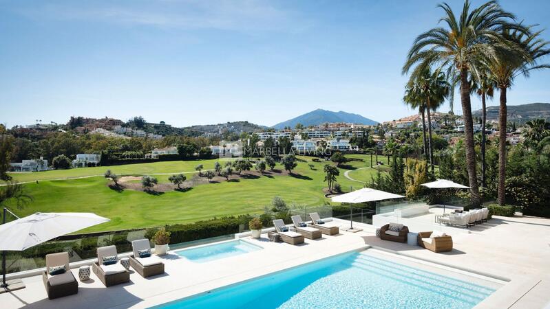 Villa for sale in Nueva Andalucia, Málaga