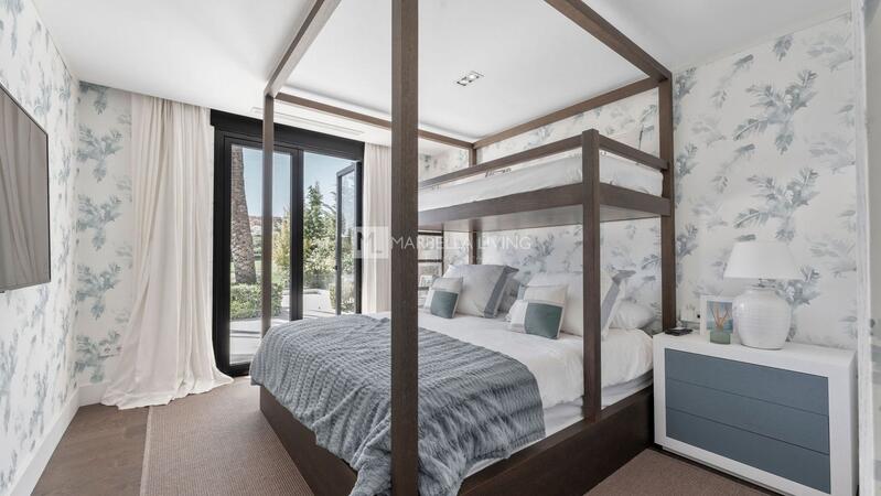 7 bedroom Villa for sale