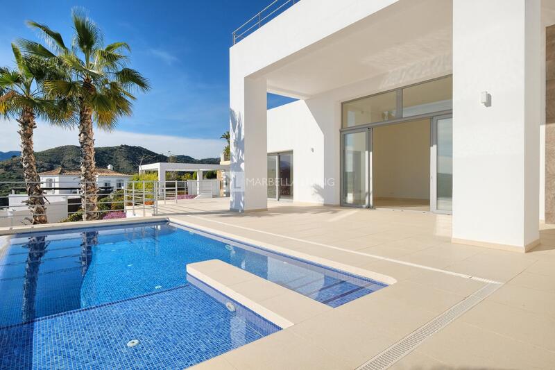 Villa à vendre dans Benahavis, Málaga