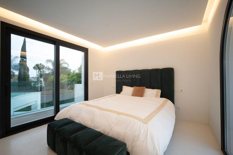 4 Cuarto Villa en venta