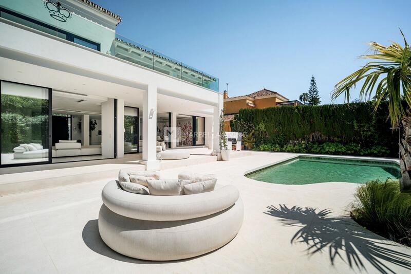 4 Cuarto Villa en venta