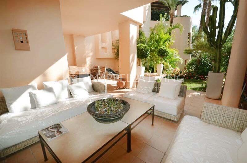Villa à vendre dans Benahavis, Málaga