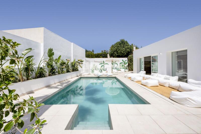 Villa zu verkaufen in Nueva Andalucia, Málaga
