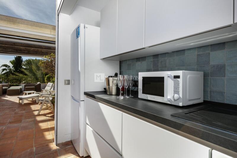 3 bedroom Apartment for Short Term Rent