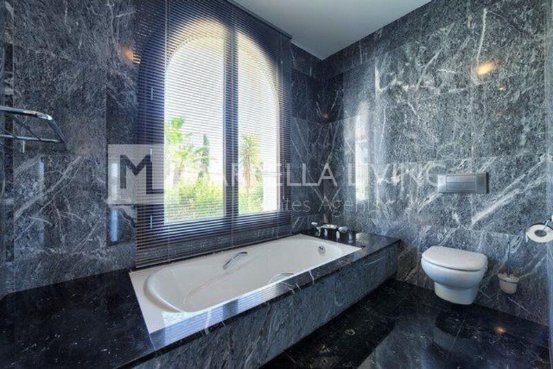 5 slaapkamer Villa Te koop