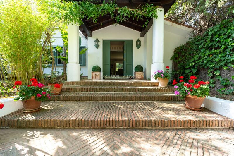 8 Schlafzimmer Villa zu verkaufen