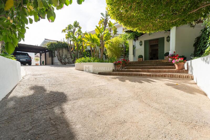 8 Schlafzimmer Villa zu verkaufen