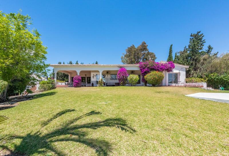 6 Cuarto Villa en venta