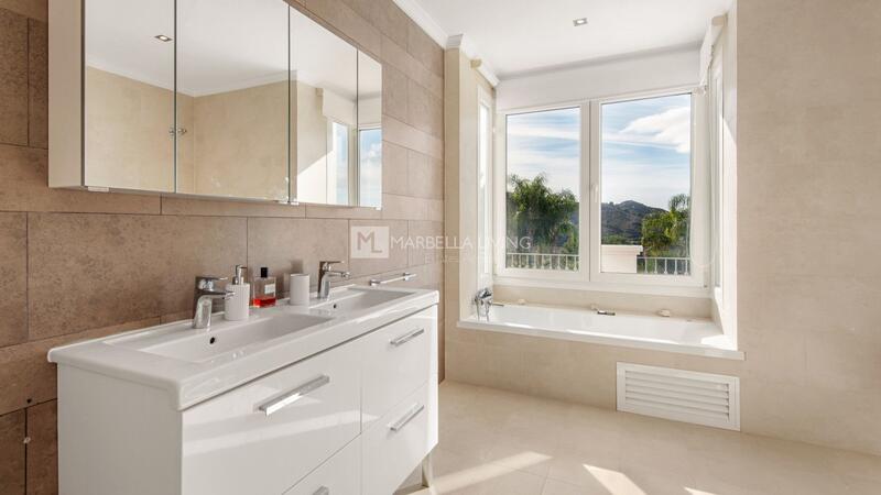 4 Cuarto Villa en venta