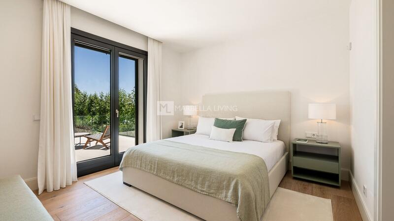 6 bedroom Villa for sale