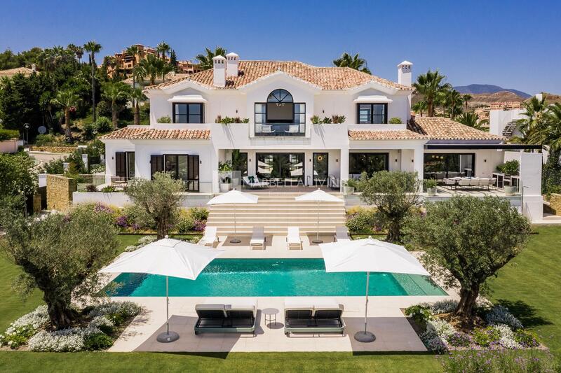6 bedroom Villa for sale
