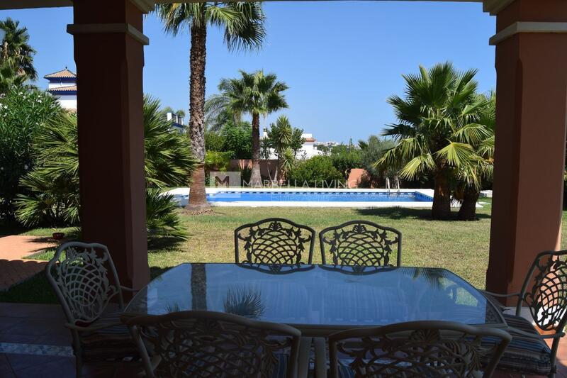 4 Cuarto Villa en venta