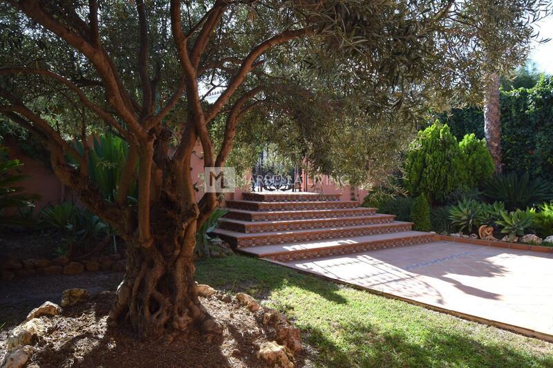 4 Cuarto Villa en venta
