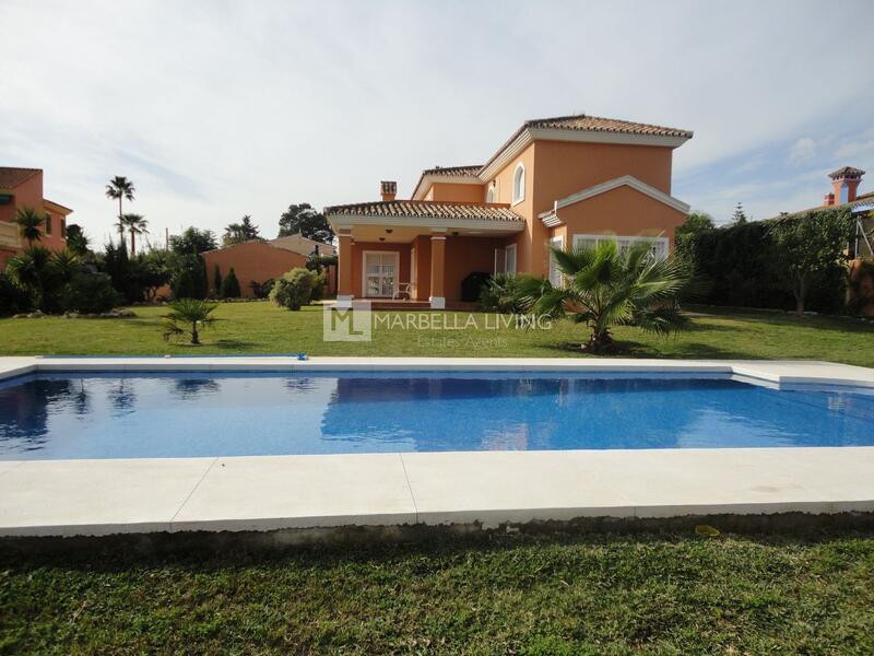 4 Cuarto Villa en venta