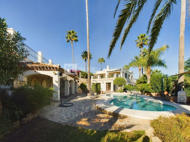 6 chambre Villa à vendre