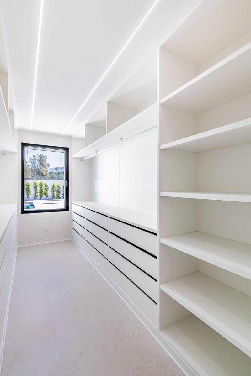 4 Schlafzimmer Villa zu verkaufen