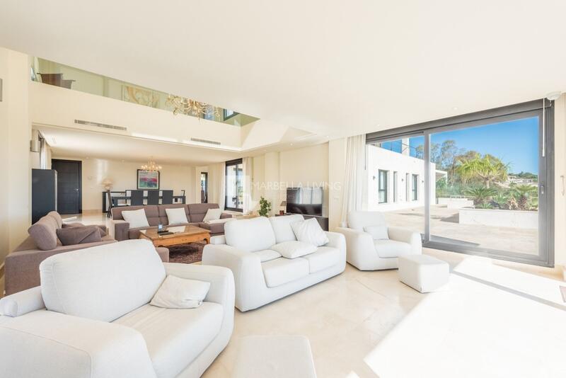 6 Cuarto Villa en venta