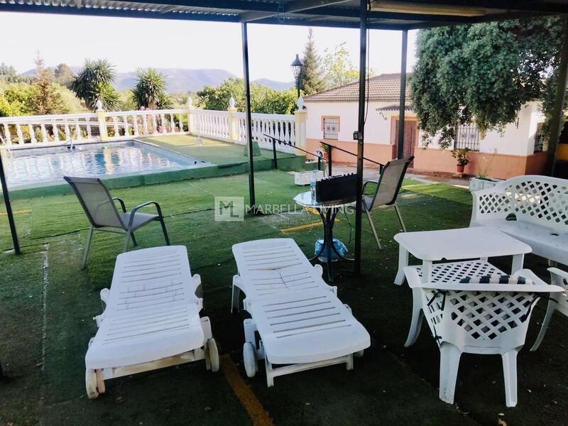 2 chambre Auberge à vendre