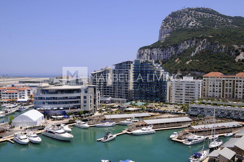 Erhvervsejendom til salg i Gibraltar, Murcia