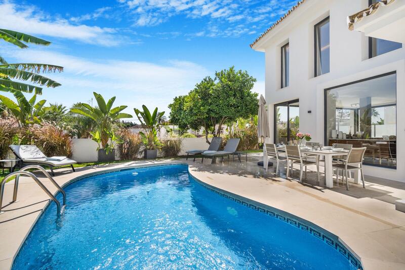 4 bedroom Villa for Short Term Rent