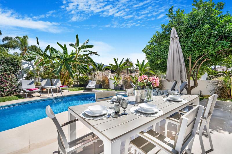 4 bedroom Villa for Short Term Rent