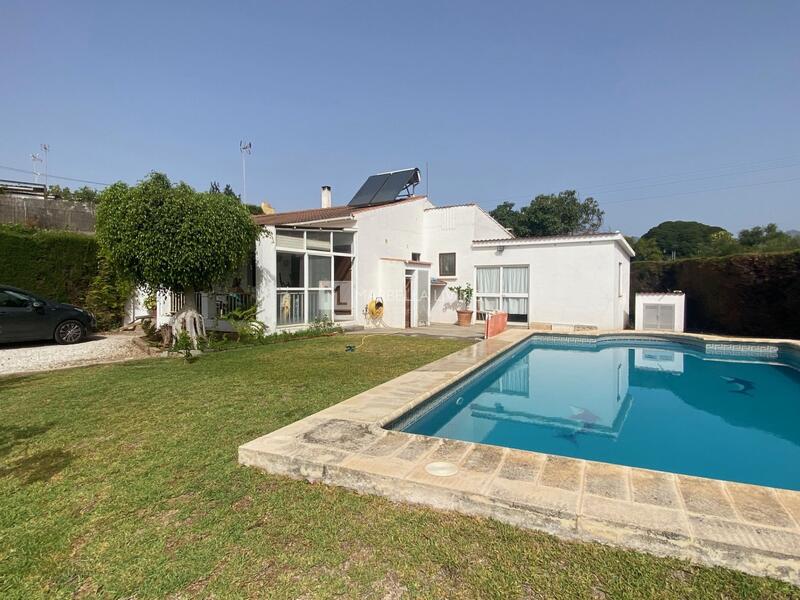 Villa til salg i Estepona, Málaga