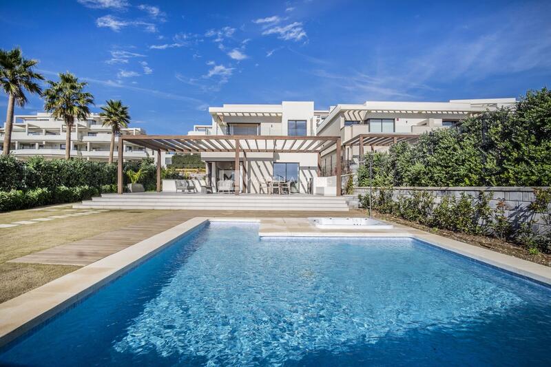 Villa à vendre dans Estepona, Málaga