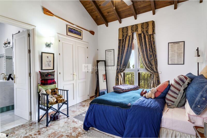 5 bedroom Villa for sale
