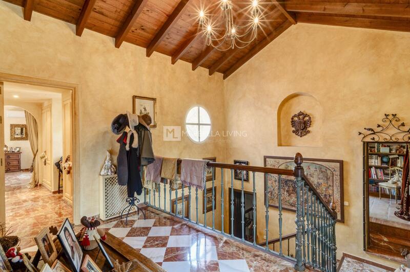 5 bedroom Villa for sale