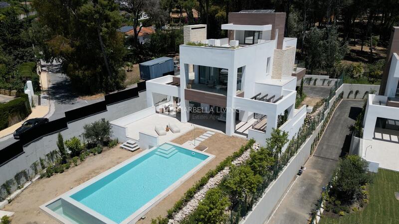 Villa til salgs i Golden Mile, Málaga