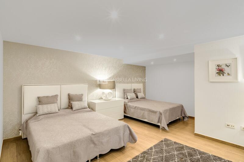 5 bedroom Villa for sale