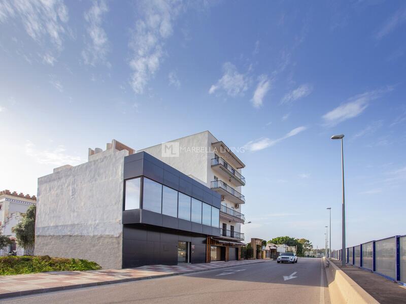 городская тюрьма продается в San Pedro de Alcantara, Málaga