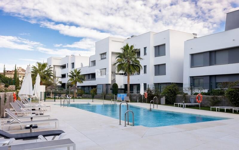 Lägenhet till salu i Estepona, Málaga