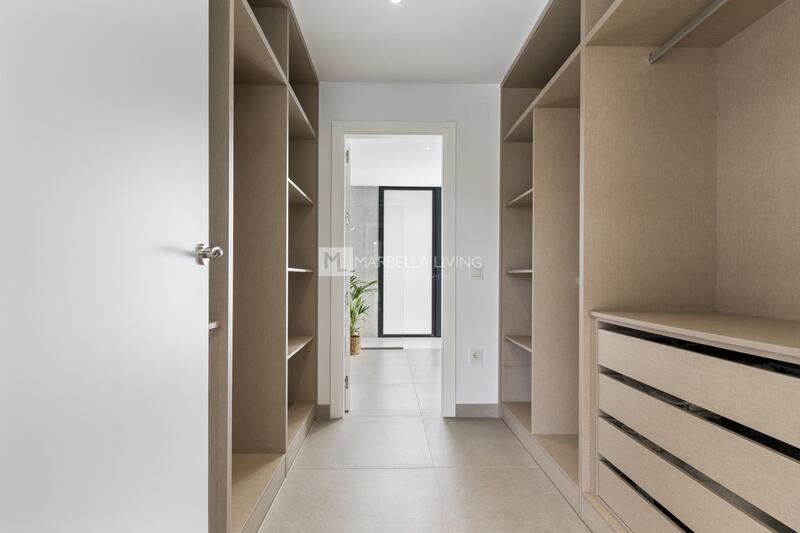 6 Cuarto Villa en venta