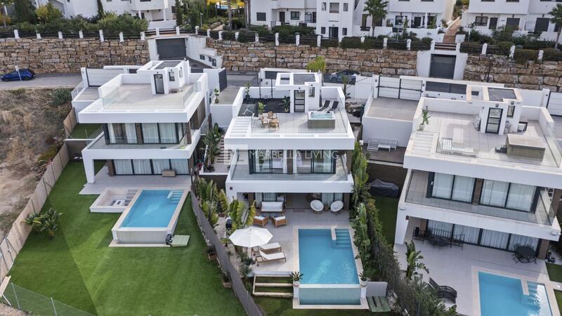 6 Cuarto Villa en venta