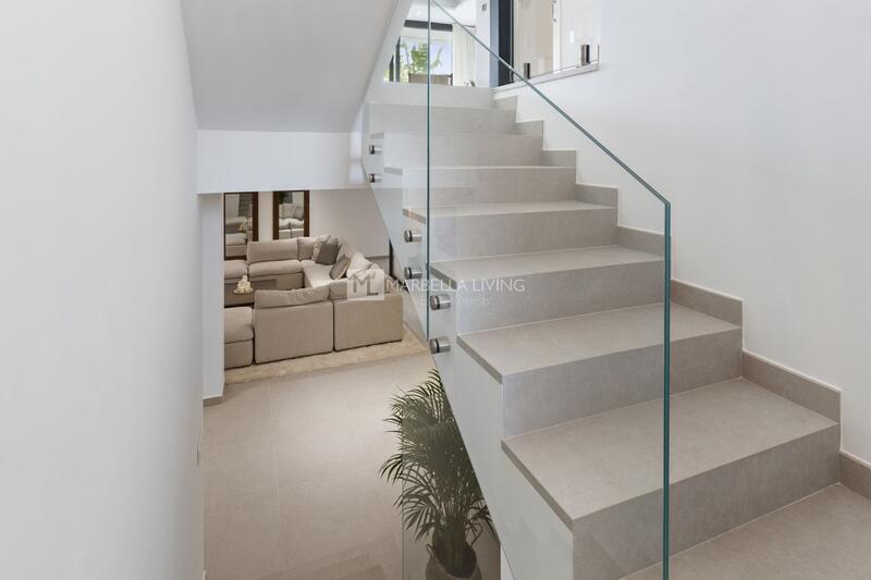 6 Cuarto Villa en venta
