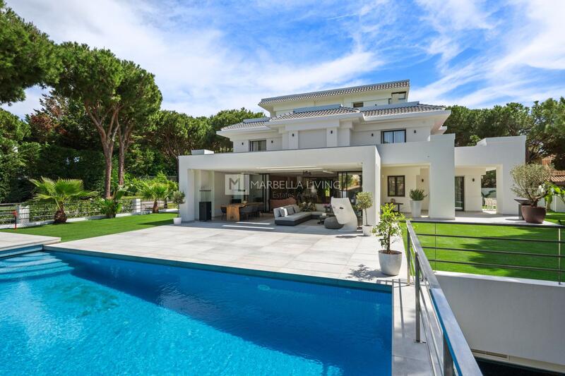 Villa til salg i Marbella del Este, Málaga