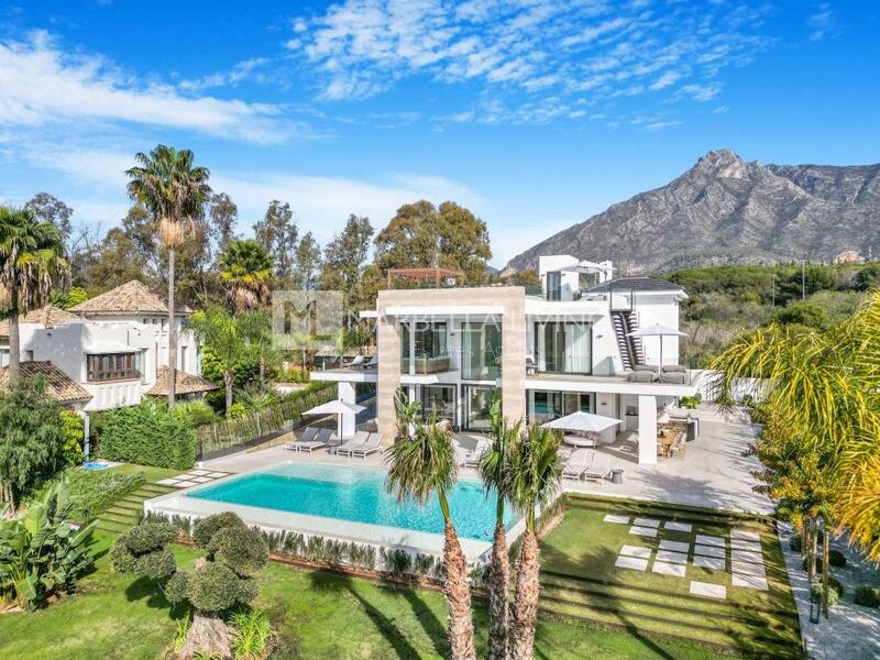 Villa til salg i Golden Mile, Málaga