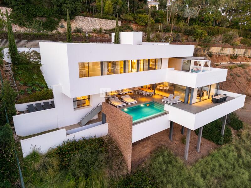 4 bedroom Villa for sale