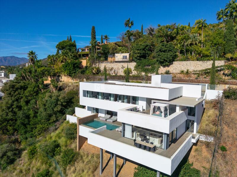 4 bedroom Villa for sale