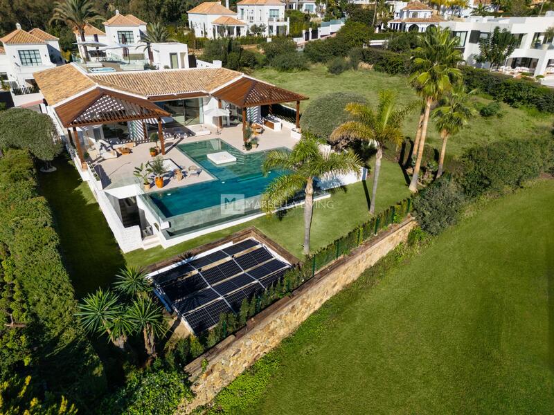 6 Cuarto Villa en venta