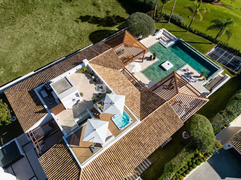 6 Cuarto Villa en venta