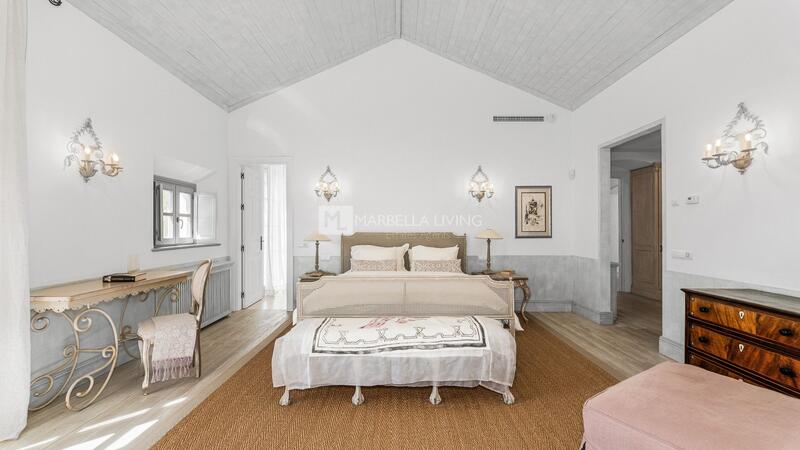 6 bedroom Villa for sale