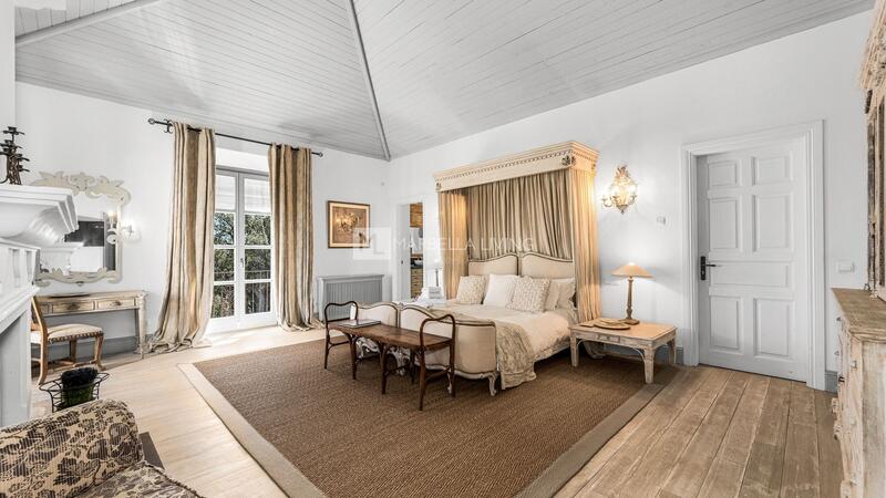 6 bedroom Villa for sale