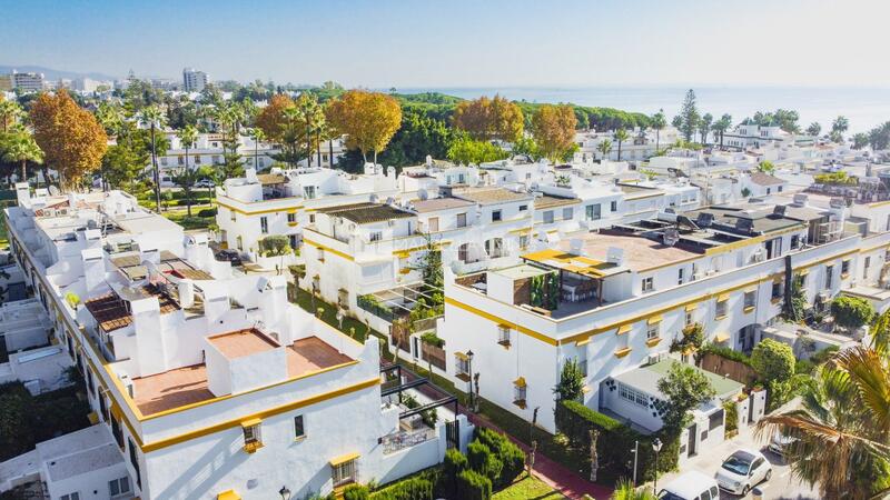 4 спальная комната городская тюрьма в краткосрочную аренду