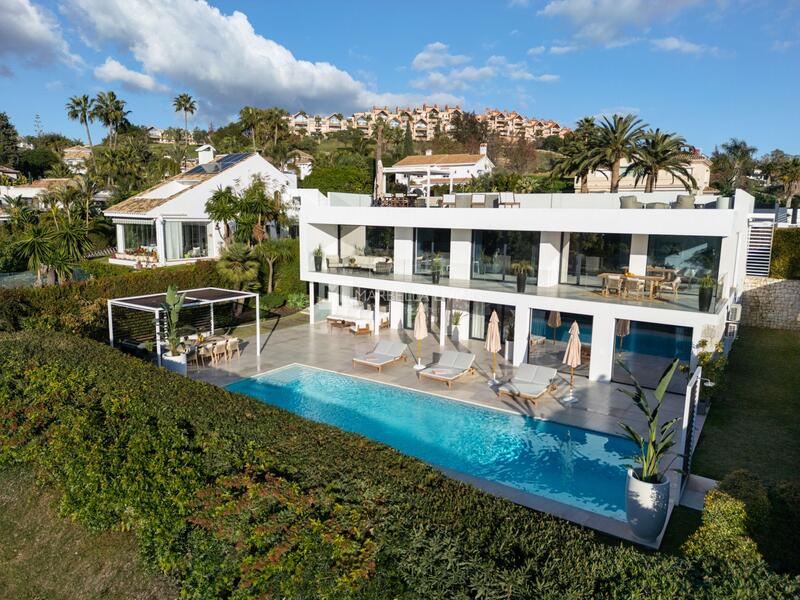 6 bedroom Villa for sale