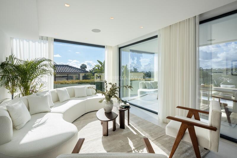 6 bedroom Villa for sale