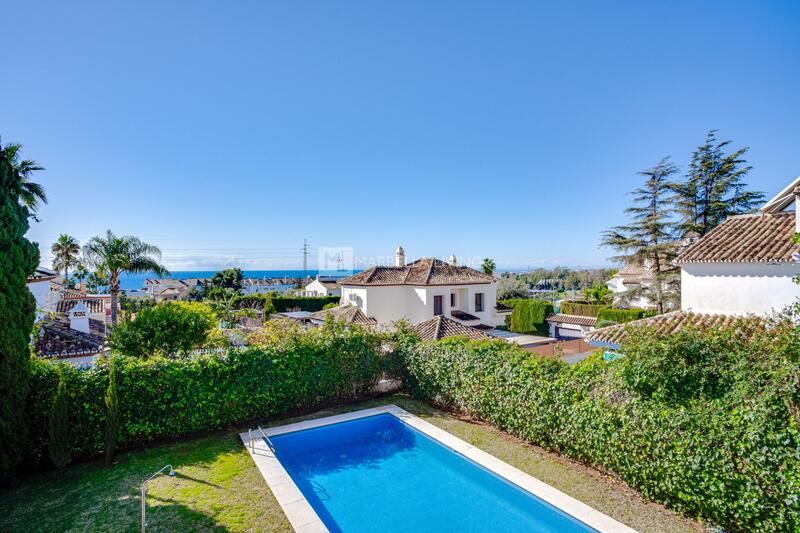 6 Cuarto Villa en venta