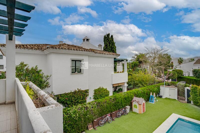 3 bedroom Townhouse for sale