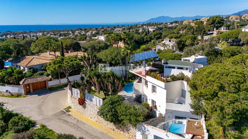8 Cuarto Villa en venta